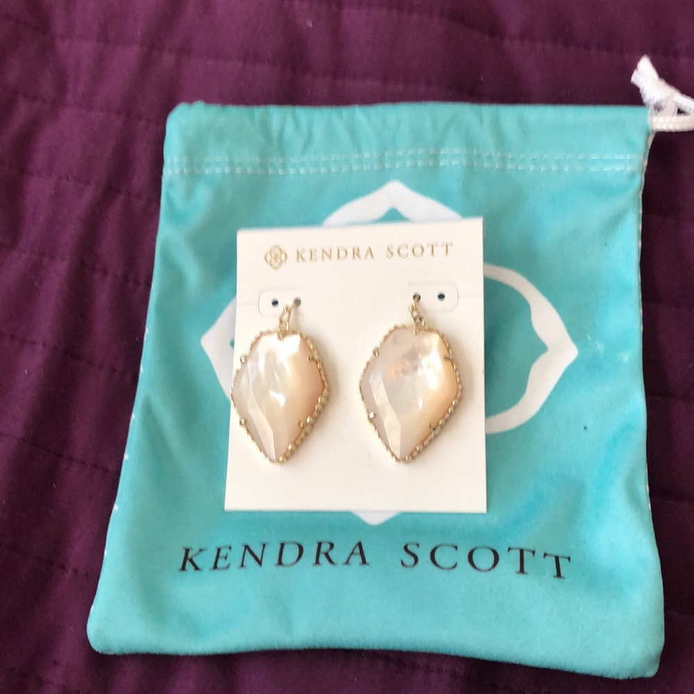 Kendra Scott Corley earrings